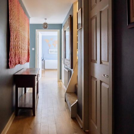 Stylish 3 Bedroom Apartment Near Hollyrood Park Édimbourg Extérieur photo
